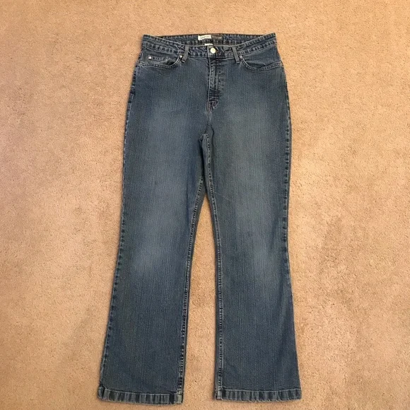 Size 14 Women's Bootcut Jeans Risen Jeans Tummy Control High